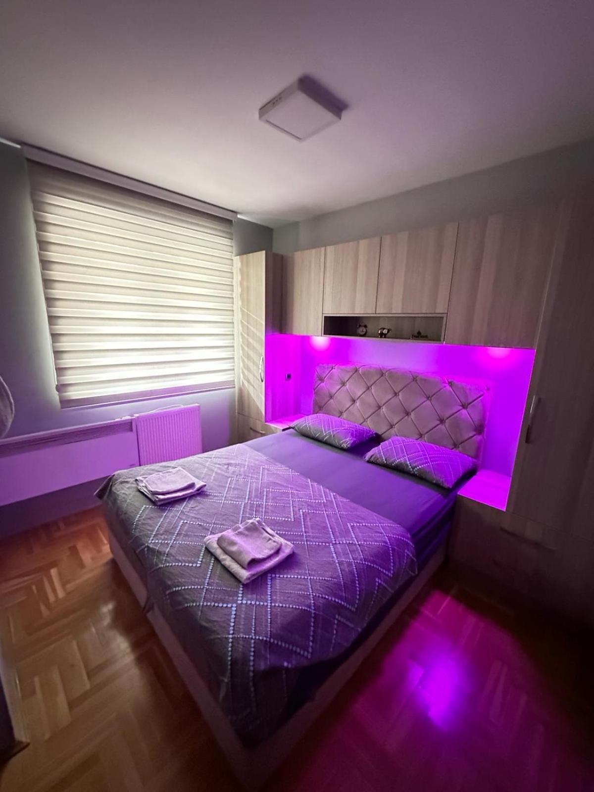 Apartman Lux S&V 1 Lukavica Istocno Sarajevo Hilandarska Centar Lägenhet Exteriör bild