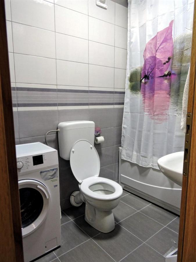 Apartman Lux S&V 1 Lukavica Istocno Sarajevo Hilandarska Centar Lägenhet Exteriör bild